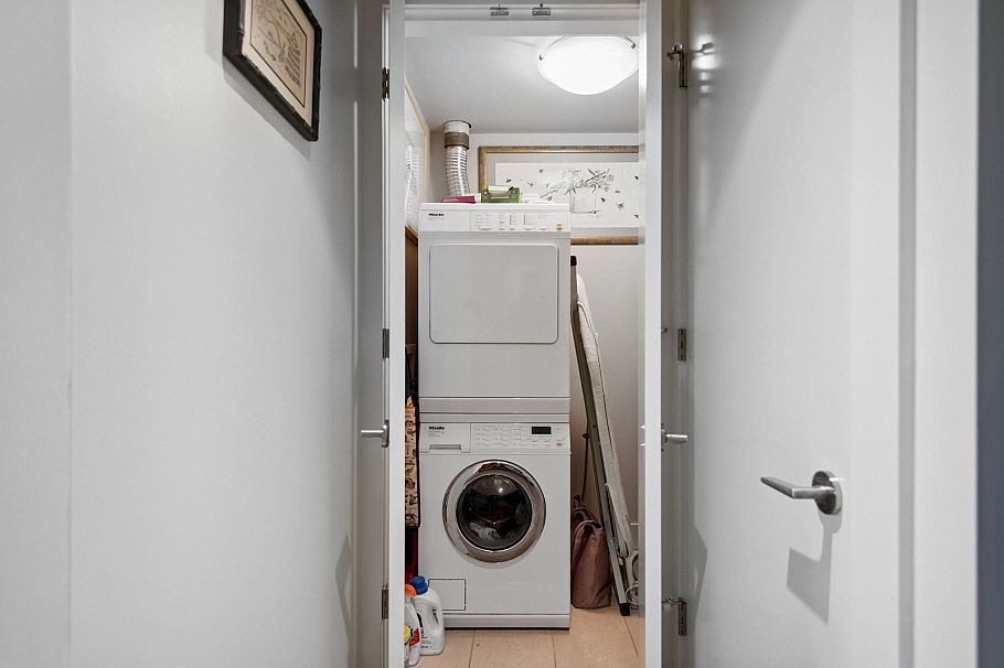 306 4463 W 10th Avenue Vancouver, BC - 28