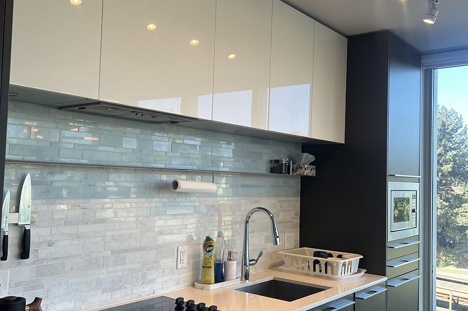 302 8131 Nunavut Lane Vancouver, BC - 3