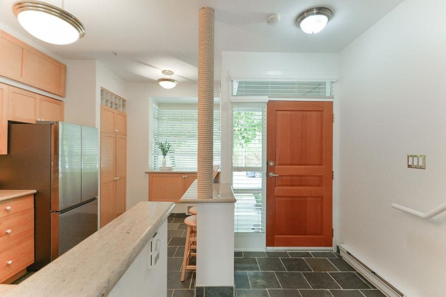 TH2 2040 E Kent South Avenue Vancouver, BC - 5