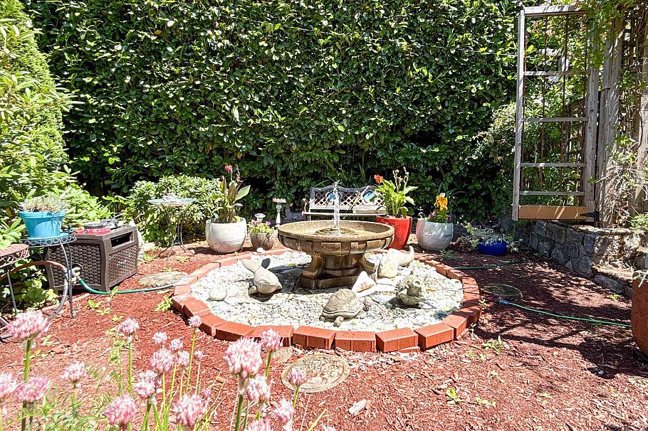 414 Montroyal Boulevard North Vancouver, BC - 34