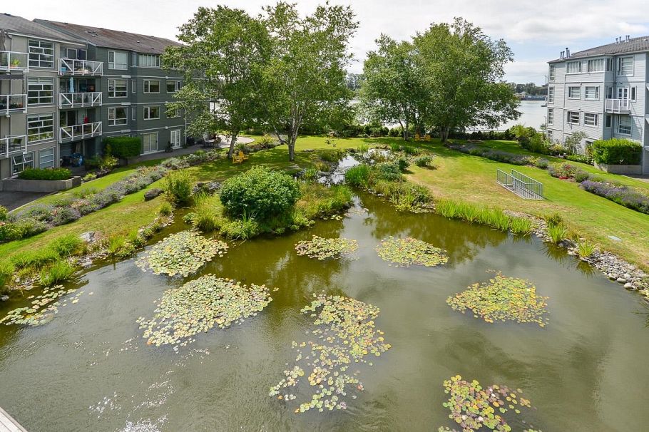 TH2 2040 E Kent South Avenue Vancouver, BC - 36