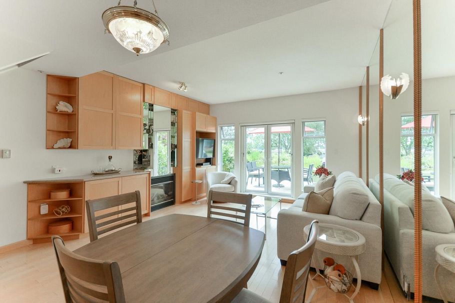 TH2 2040 E Kent South Avenue Vancouver, BC - 15