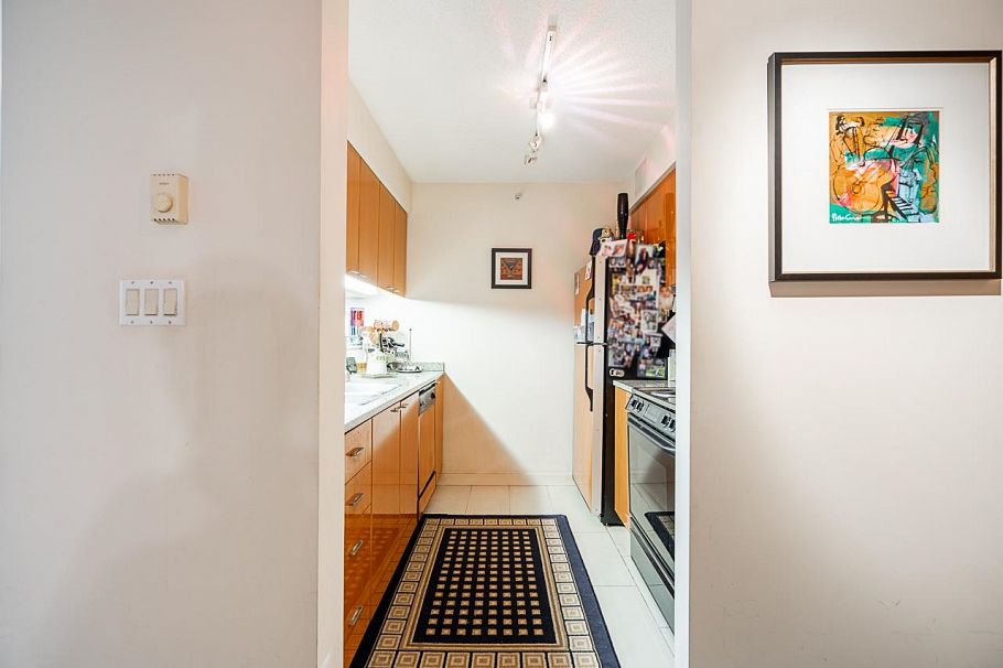 1807 1200 W Georgia Street Vancouver, BC - 8