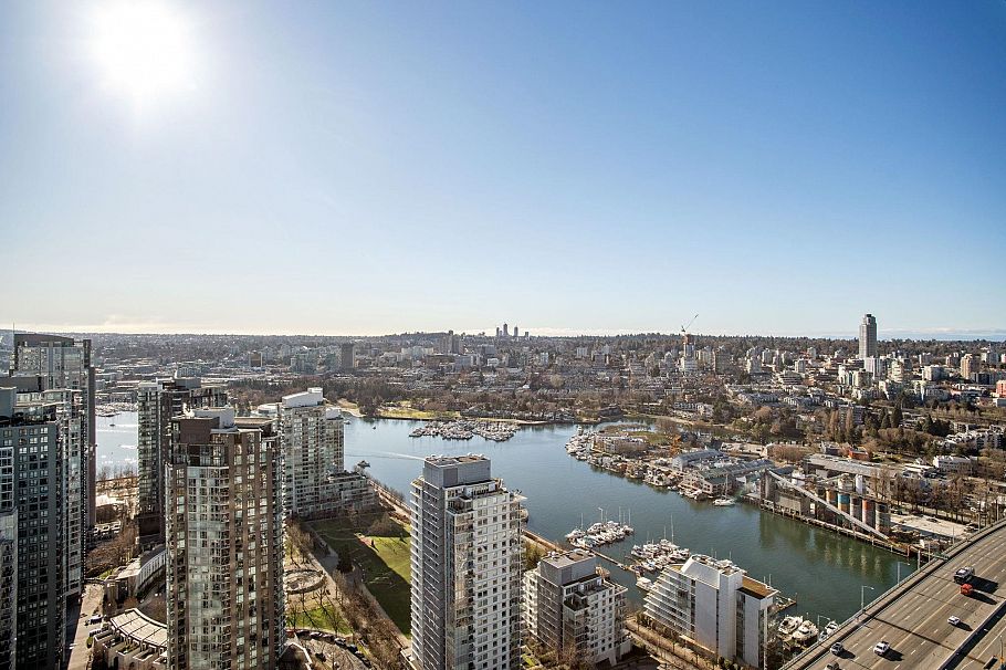 4610 1480 Howe Street Vancouver, BC - 18