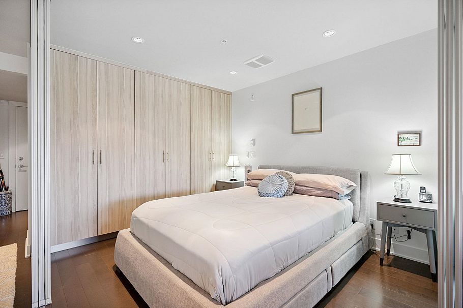 306 4463 W 10th Avenue Vancouver, BC - 25