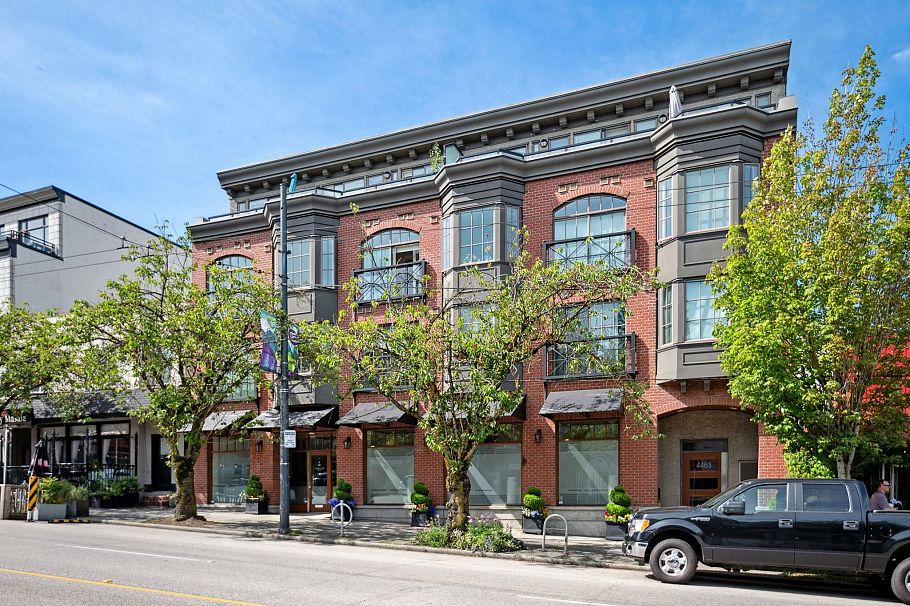 306 4463 W 10th Avenue Vancouver, BC - 2
