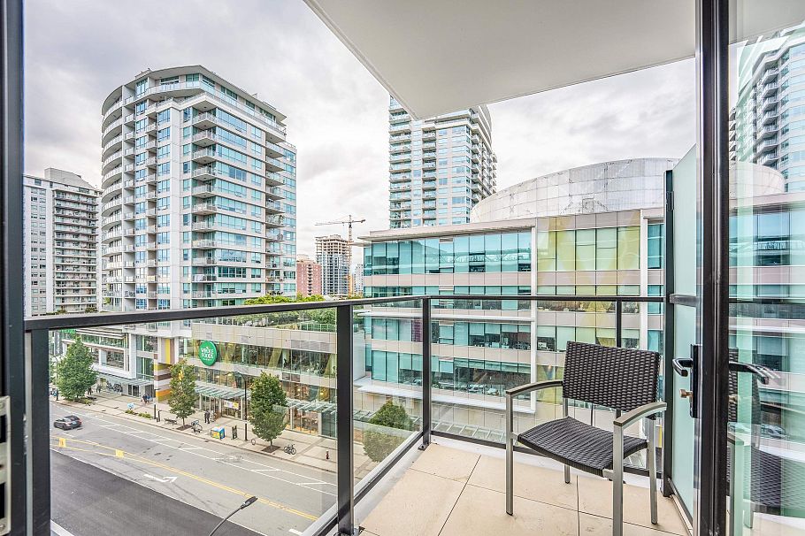 514 135 E 13th Street North Vancouver, BC - 12