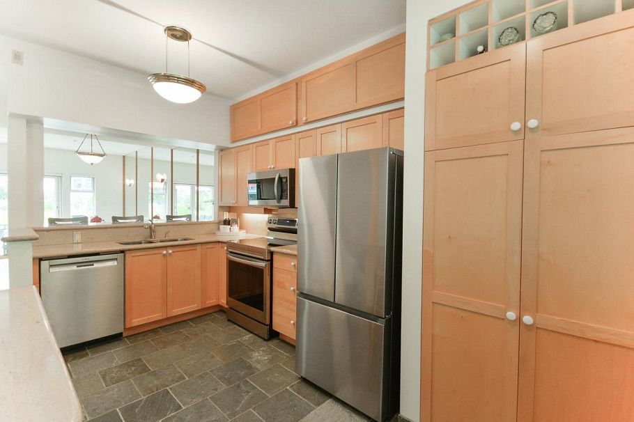 TH2 2040 E Kent South Avenue Vancouver, BC - 9