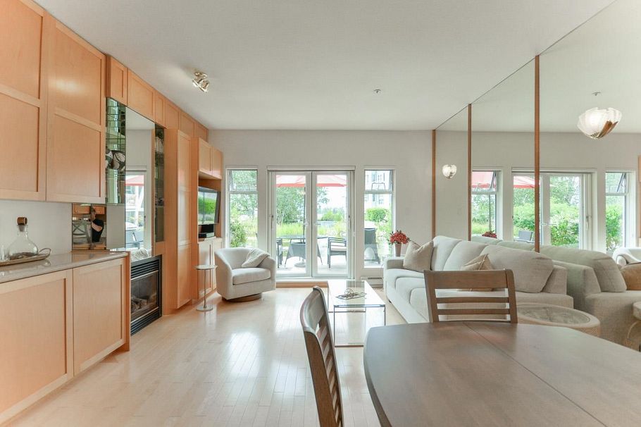 TH2 2040 E Kent South Avenue Vancouver, BC - 14