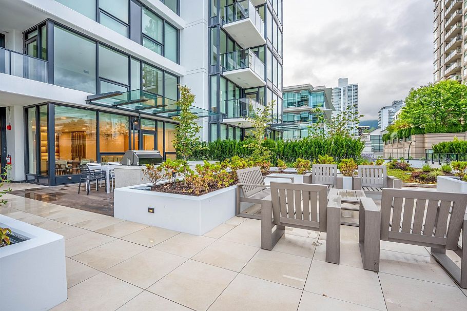 515 135 E 13th Street North Vancouver, BC - 21