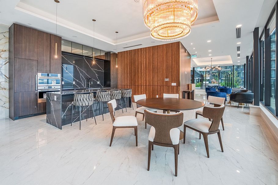 515 135 E 13th Street North Vancouver, BC - 30