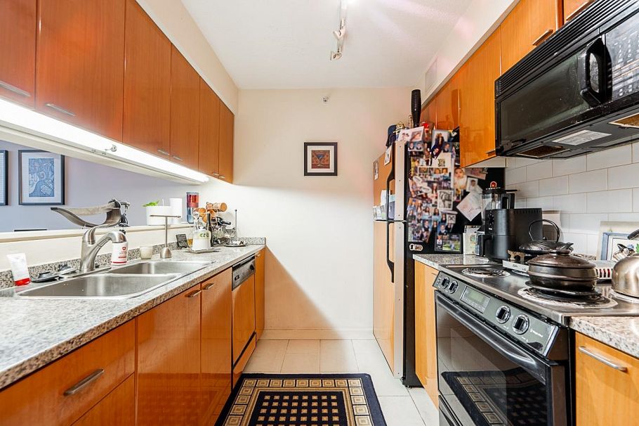 1807 1200 W Georgia Street Vancouver, BC - 9