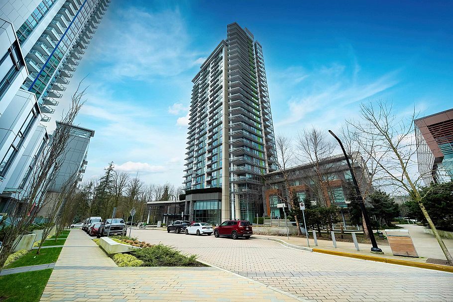 2007 680 Seylynn Cres North Vancouver, BC - 2