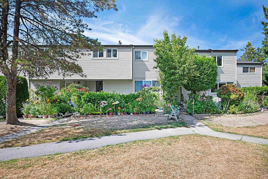 89 3441 E 49th Avenue Vancouver, BC - 4