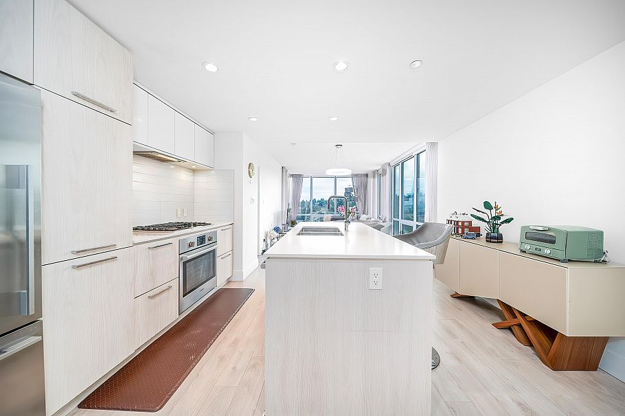 2007 680 Seylynn Cres North Vancouver, BC - 10