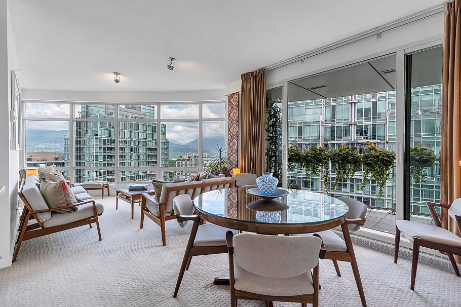 3003 1200 Alberni Street Vancouver, BC - 2