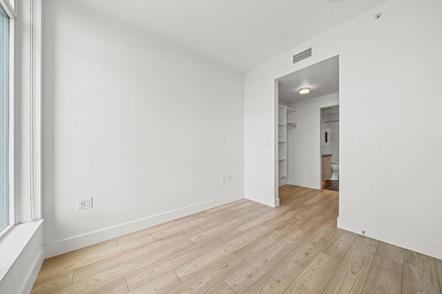 1403 8570 Rivergrass Drive Vancouver, BC - 9