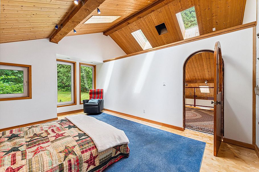 12&13 Coldwell Beach North Vancouver, BC - 29