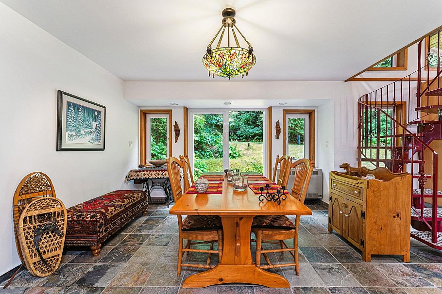 12&13 Coldwell Beach North Vancouver, BC - 10