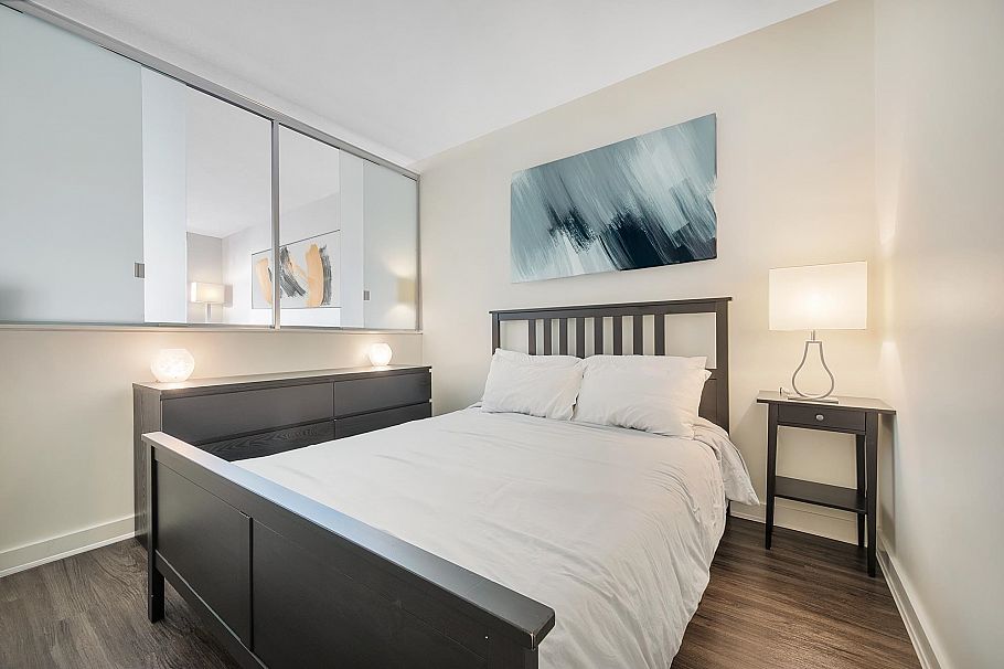 307 1249 Granville Street Vancouver, BC - 18