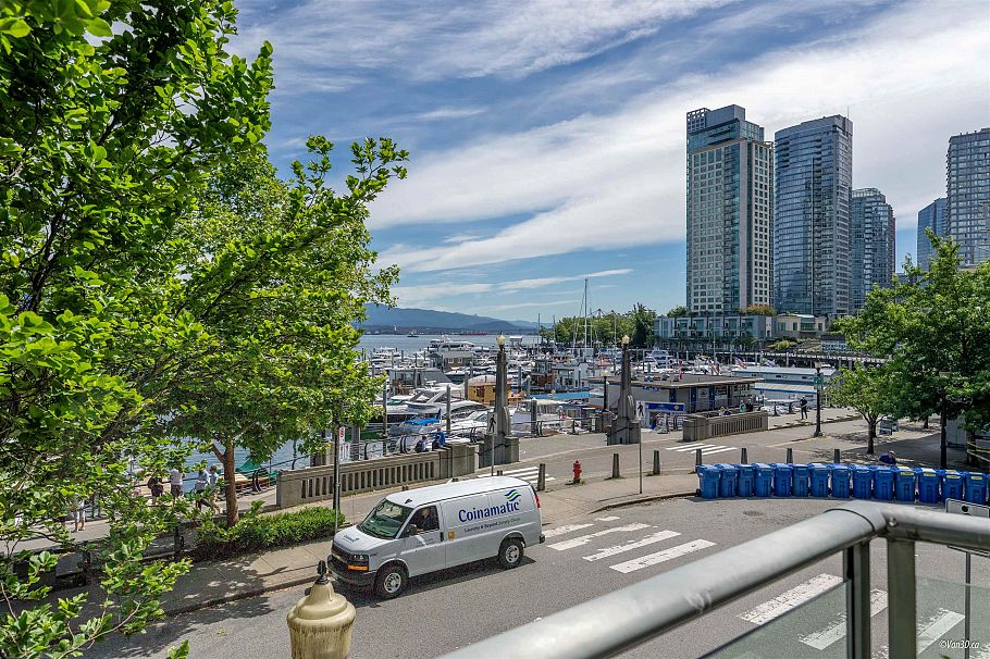 201 1520 Coal Harbour Quay Vancouver, BC - 17