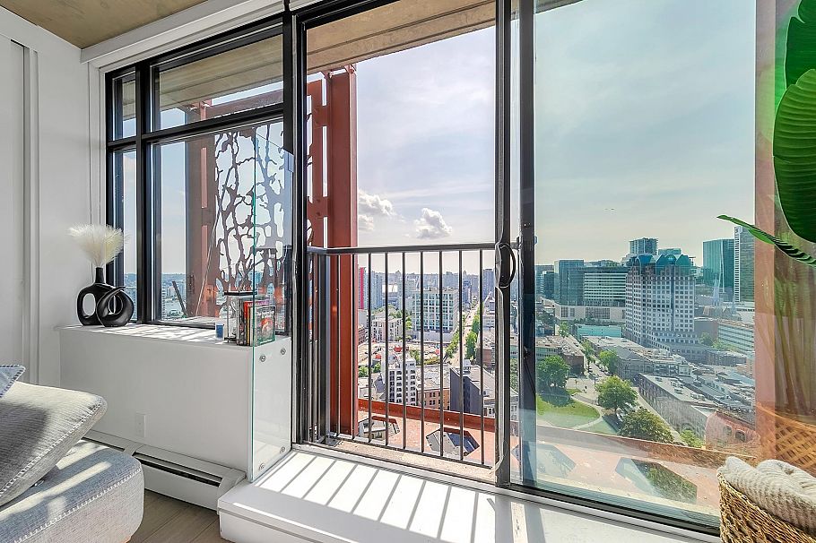 3209 128 W Cordova Street Vancouver, BC - 16