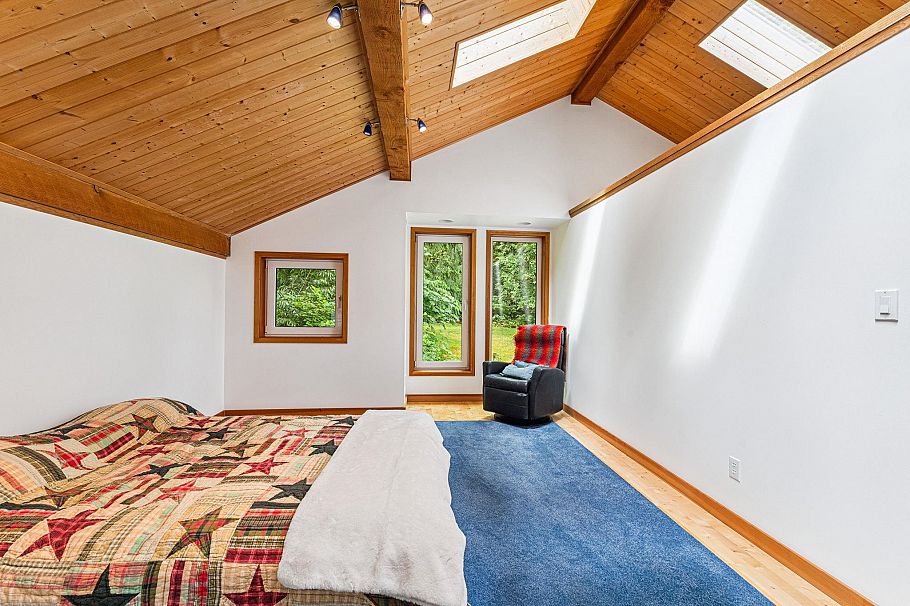 12&13 Coldwell Beach North Vancouver, BC - 28