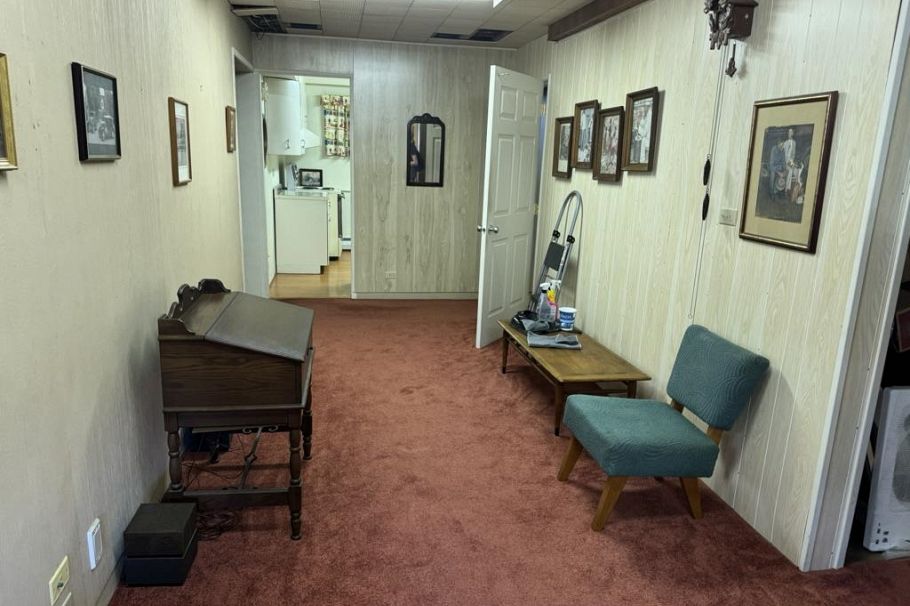 3616 Oxford Street Vancouver, BC - 30