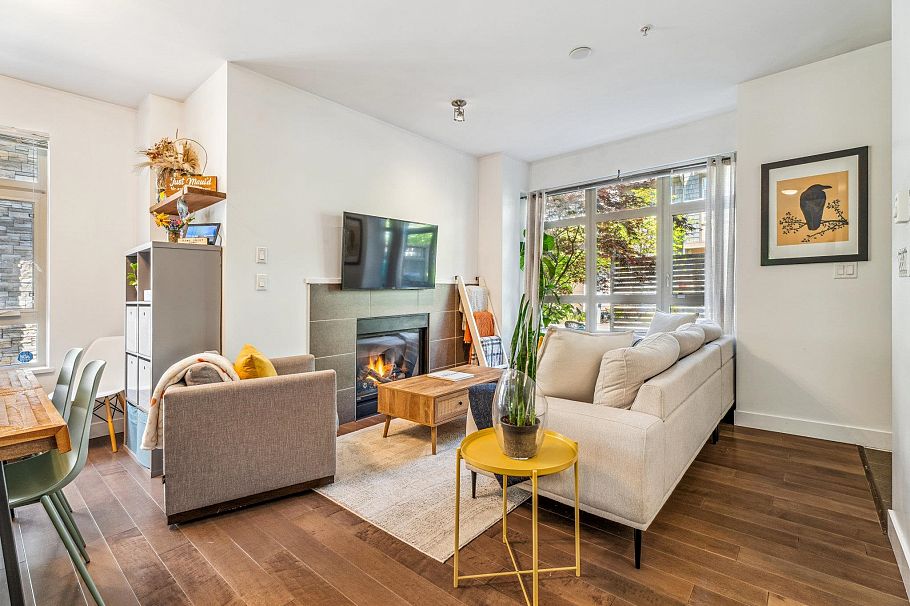 3320 Mt Seymour Parkway North Vancouver, BC - 3