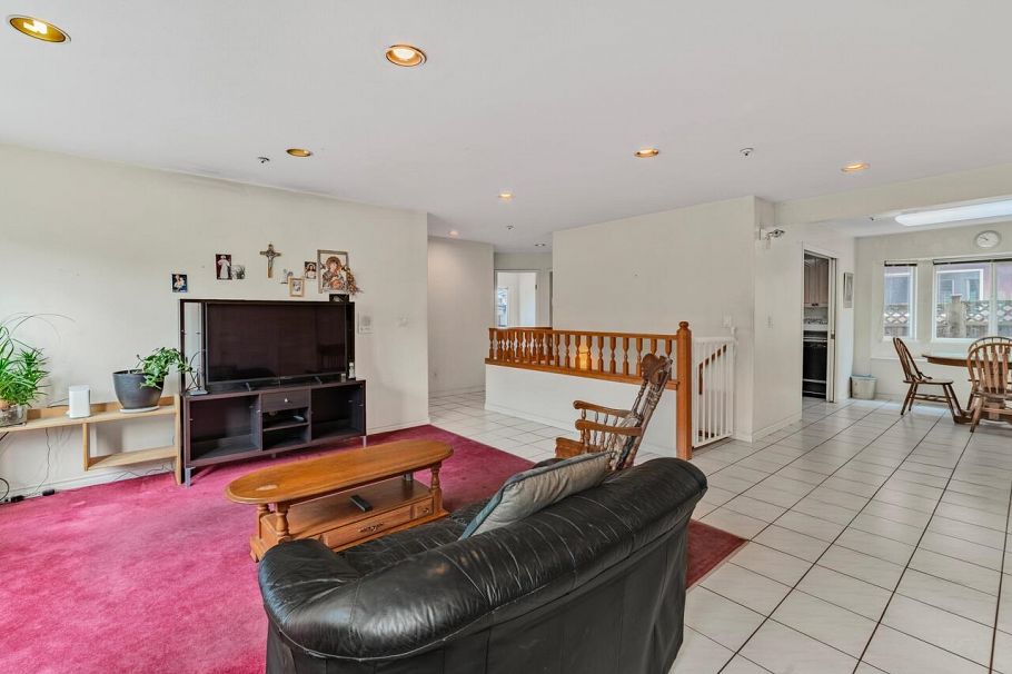 7191 Fraser Street Vancouver, BC - 5