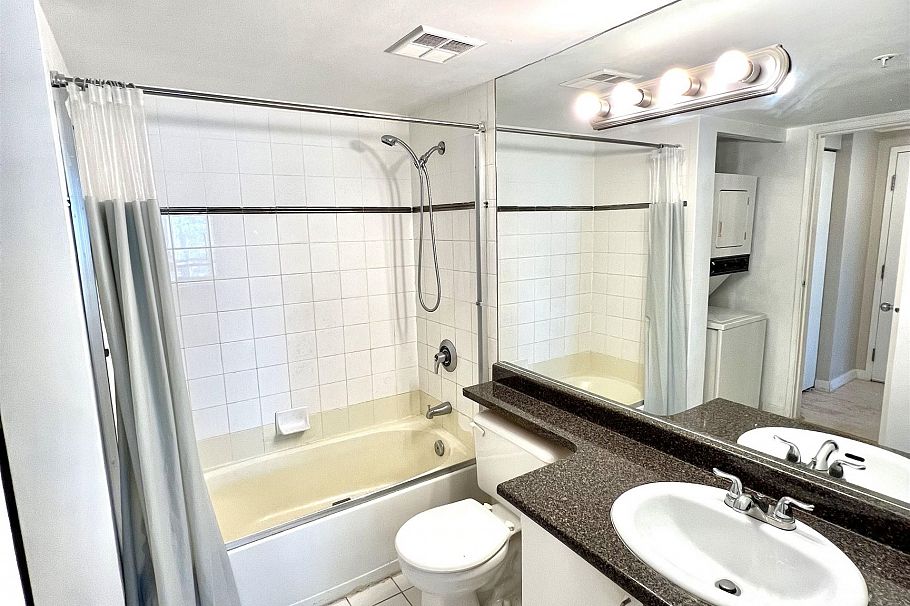 2501 438 Seymour Street Vancouver, BC - 8