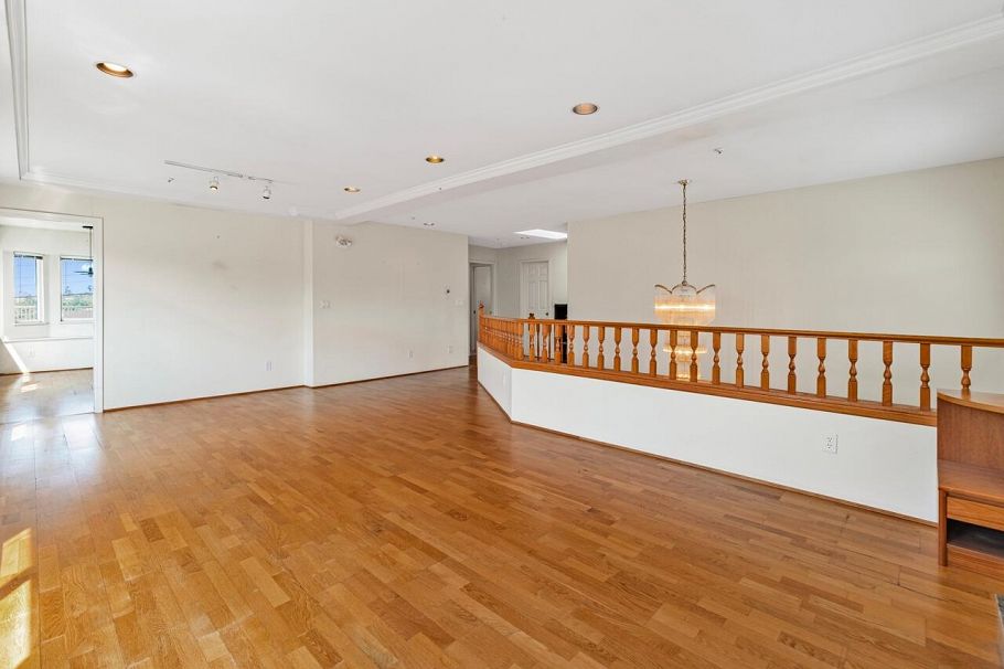 7191 Fraser Street Vancouver, BC - 12