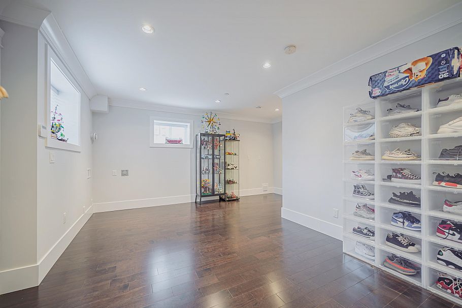 3792 Puget Drive Vancouver, BC - 26