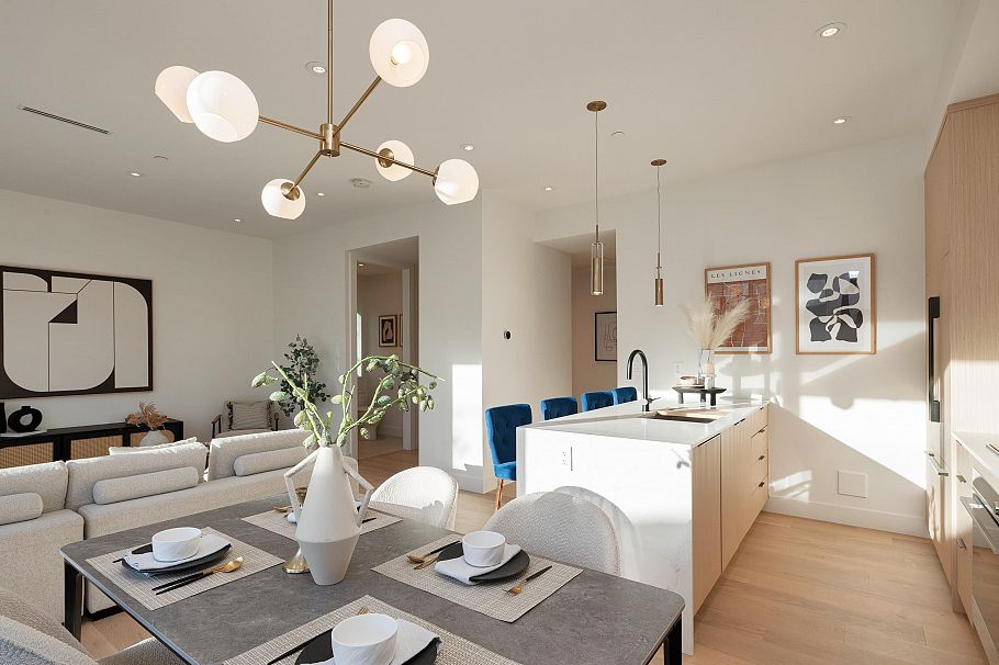 32 E 37th Avenue Vancouver, BC - 11