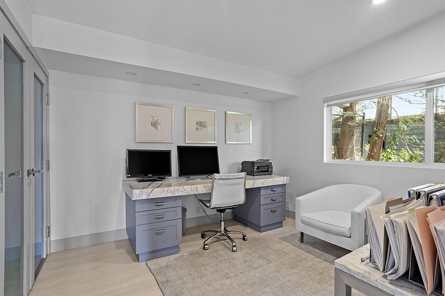 568 Palisade Drive North Vancouver, BC - 24