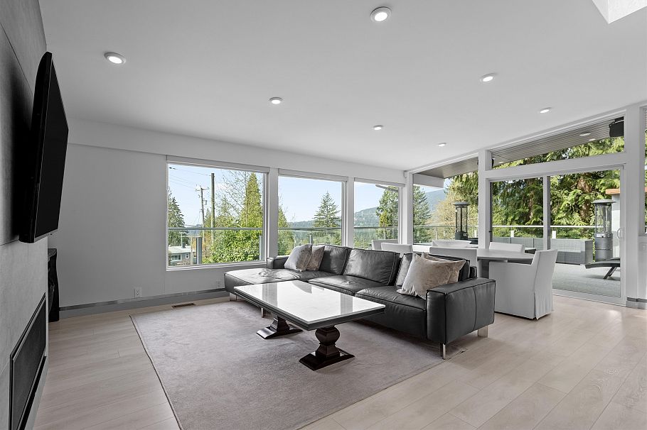 568 Palisade Drive North Vancouver, BC - 9