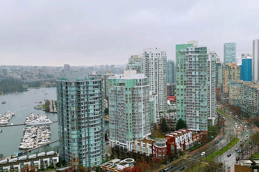 2620 89 Nelson Street Vancouver, BC - 4