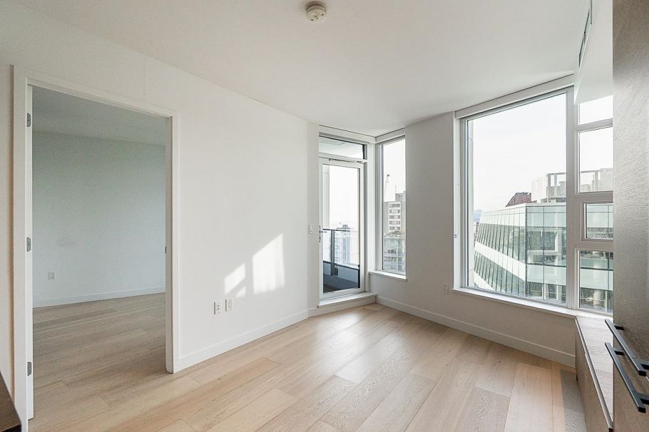 2102 1289 Hornby Street Vancouver, BC - 10