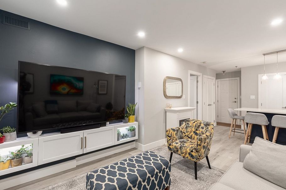 103 1516 E 1st Avenue Vancouver, BC - 5