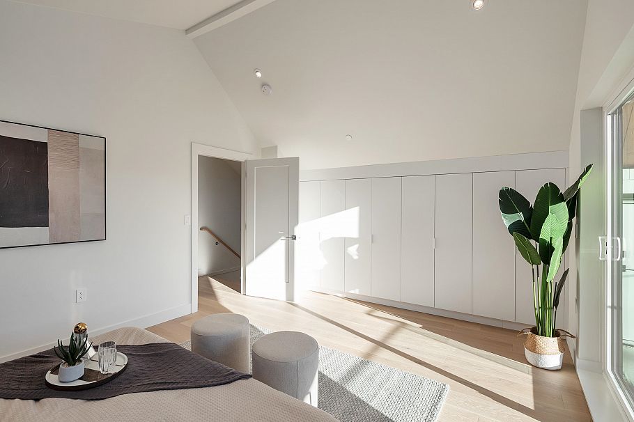 32 E 37th Avenue Vancouver, BC - 23