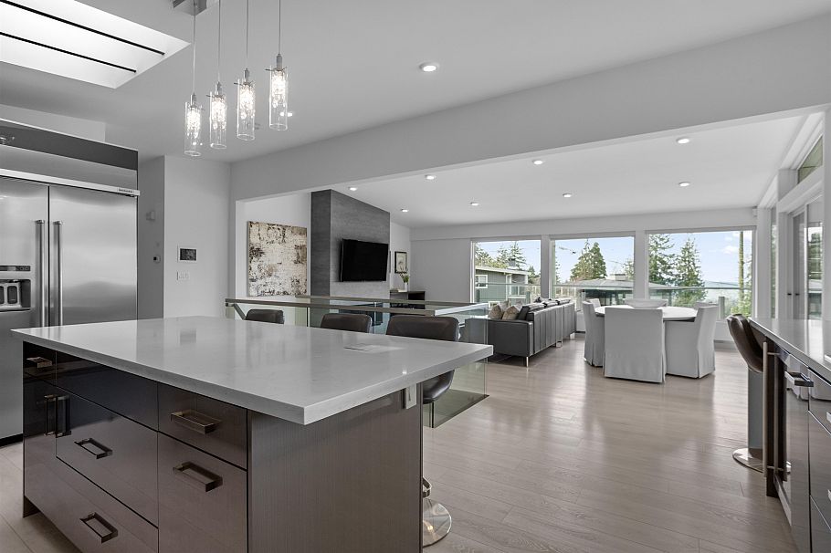 568 Palisade Drive North Vancouver, BC - 10