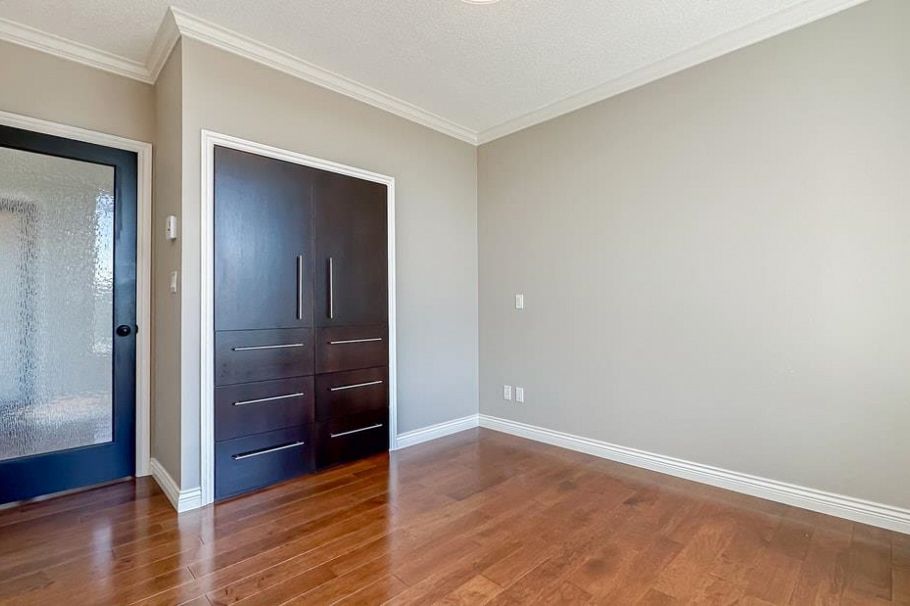 705 2688 West Mall Vancouver, BC - 19