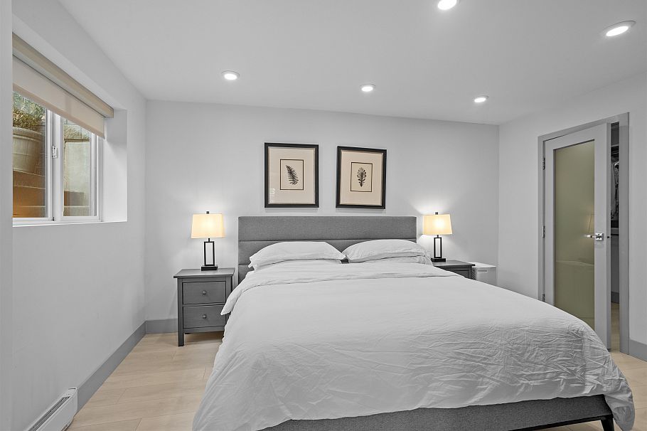 568 Palisade Drive North Vancouver, BC - 25