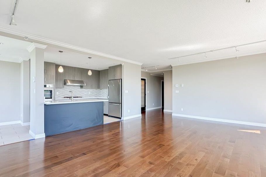 705 2688 West Mall Vancouver, BC - 8