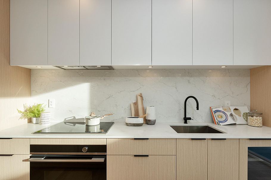 32 E 37th Avenue Vancouver, BC - 13