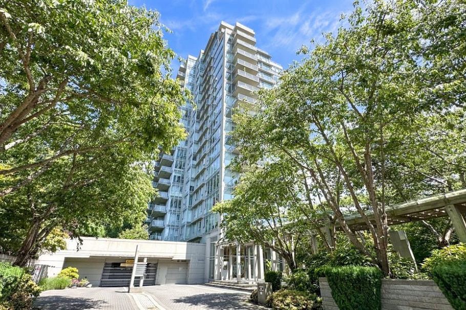705 2688 West Mall Vancouver, BC - 1