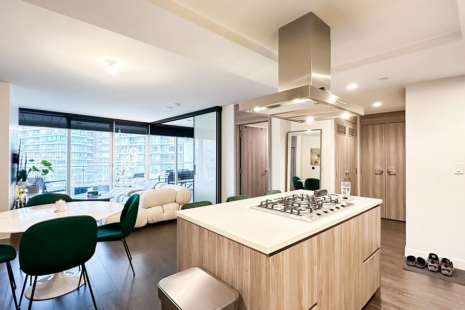 407 1768 Cook Street Vancouver, BC - 5