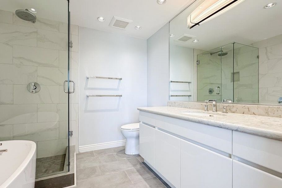 705 2688 West Mall Vancouver, BC - 16