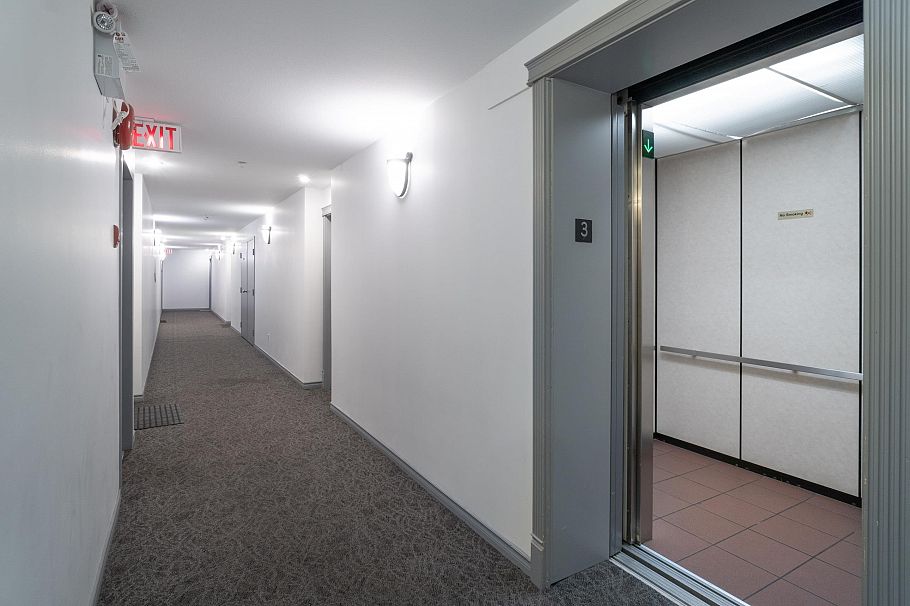 308 1085 W 17th Street North Vancouver, BC - 18