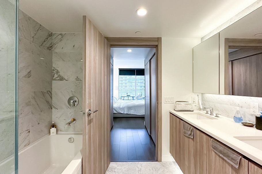 407 1768 Cook Street Vancouver, BC - 6